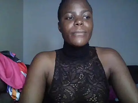 Snapshot of Butie_B chatting on July 6, 10:01 pm Butie B online show from July 6, 10:01 pm