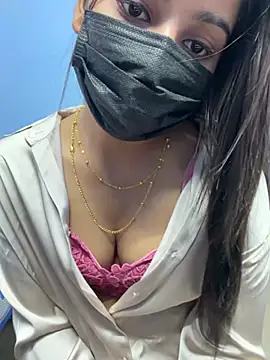 Muskan alveera18 online show from July 21, 3:58 pm