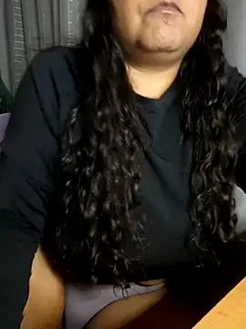 Snapshot of Anni_nha chatting on July 6, 9:39 pm Anni nha online show from July 6, 9:39 pm