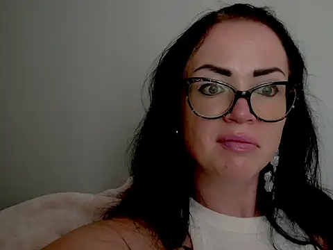 Snapshot of Call_me_Sugar_ chatting on July 9, 10:52 am Call me Sugar online show from July 9, 10:52 am