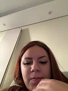 Snapshot of victoria_2122 chatting on July 9, 8:02 pm victoria 2122 online show from July 9, 8:02 pm