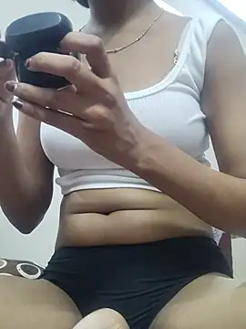 Hot  Rozy online show from July 2, 5:30 pm