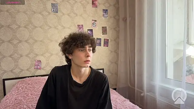 Snapshot of Liam_Winss chatting on July 4, 7:36 am Liam Winss online show from July 4, 7:36 am