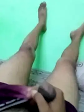 Snapshot of RaniRaja82 chatting on July 21, 10:17 am RaniRaja82 online show from July 21, 10:17 am