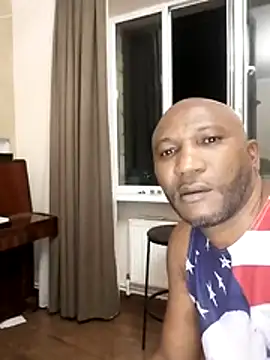 Snapshot of Choco_Man chatting on July 1, 8:08 pm Choco Man online show from July 1, 8:08 pm