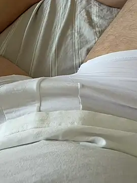 youngcock2000 online show from July 3, 2:23 pm