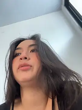 Kaia Bloom online show from July 3, 7:53 pm