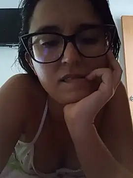 Snapshot of IsaxFox03 chatting on July 11, 2:53 pm IsaxFox03 online show from July 11, 2:53 pm