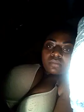 Snapshot of mwende_1 chatting on July 4, 6:36 pm mwende 1 online show from July 4, 6:36 pm