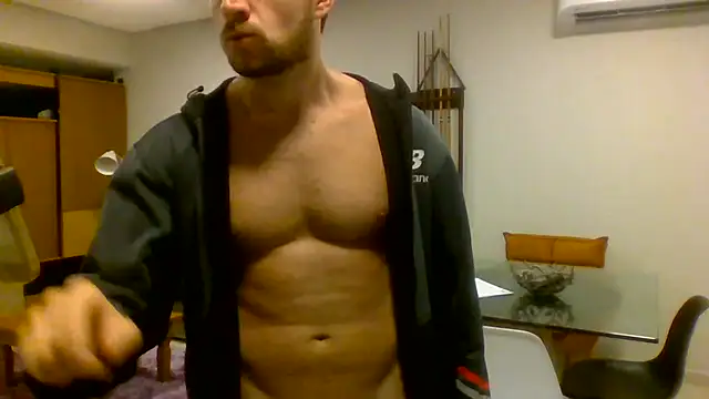 Snapshot of Mrgray28 chatting on July 9, 8:35 pm Mrgray28 online show from July 9, 8:35 pm