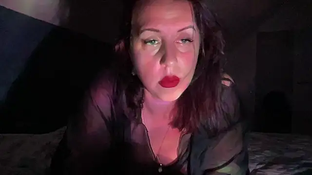 Snapshot of Hannah_ocean chatting on July 10, 7:16 pm Hannah ocean online show from July 10, 7:16 pm