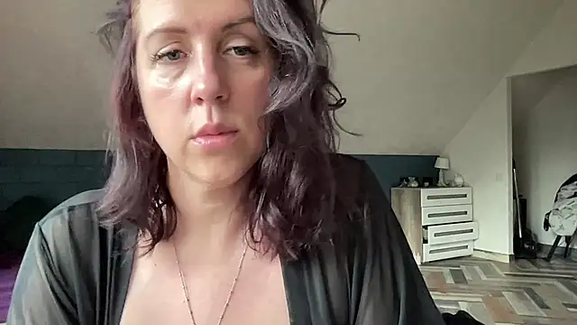 Snapshot of Hannah_ocean chatting on July 11, 3:59 pm Hannah ocean online show from July 11, 3:59 pm