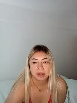 Snapshot of AlessiaFantasy chatting on July 29, 5:33 pm AlessiaFantasy online show from July 29, 5:33 pm