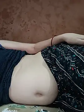 Snapshot of Miss-puhu chatting on August 6, 3:58 pm Miss-puhu online show from August 6, 3:58 pm