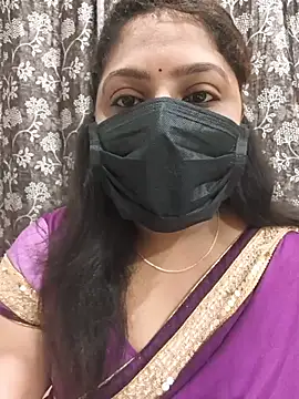 Snapshot of Honey_telugu7 chatting on July 22, 9:06 pm Honey telugu7 online show from July 22, 9:06 pm
