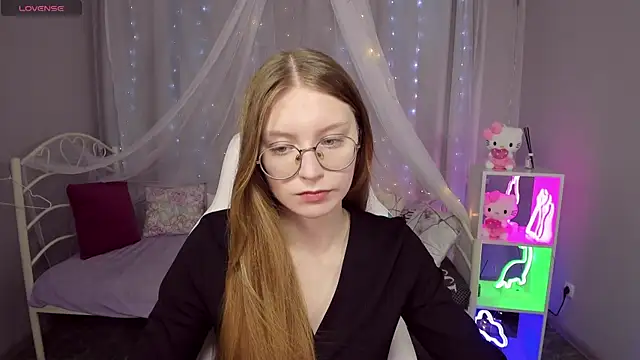 Snapshot of MaryVance chatting on July 11, 6:49 am MaryVance online show from July 11, 6:49 am