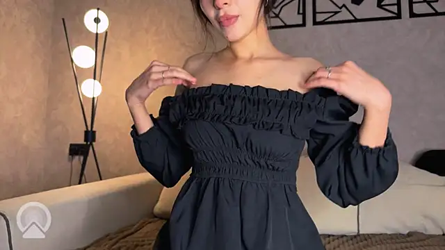 neo moon1 online show from July 5, 5:31 pm