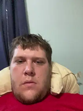 Snapshot of Eric_23_23 chatting on July 8, 7:40 pm Eric 23 23 online show from July 8, 7:40 pm