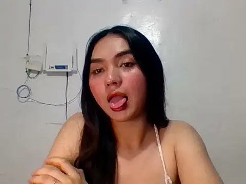 Snapshot of EtherealRae chatting on July 14, 6:57 pm EtherealRae online show from July 14, 6:57 pm