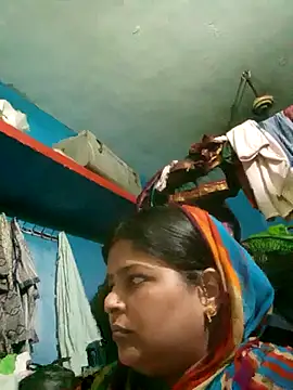 Snapshot of hot_bhabi1 chatting on July 13, 3:59 pm hot bhabi1 online show from July 13, 3:59 pm
