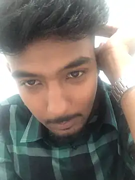Snapshot of mahir70 chatting on July 7, 10:19 am mahir70 online show from July 7, 10:19 am