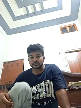 Snapshot of Ashiksh78 chatting on July 8, 6:07 am Ashiksh78 online show from July 8, 6:07 am
