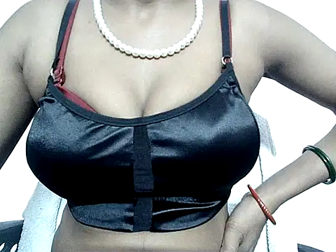 Hotradhika007 online show from July 15, 5:29 pm