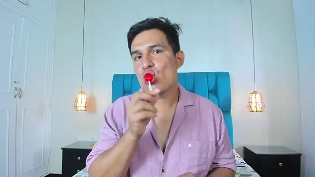 Snapshot of Manuel_Firee chatting on July 14, 7:30 pm Manuel Firee online show from July 14, 7:30 pm