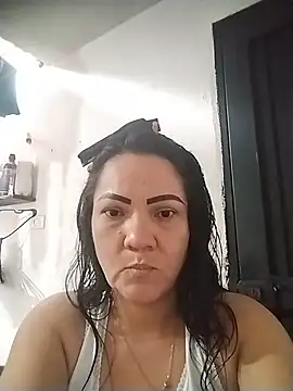 Snapshot of Deya_phone chatting on July 9, 9:08 pm Deya phone online show from July 9, 9:08 pm