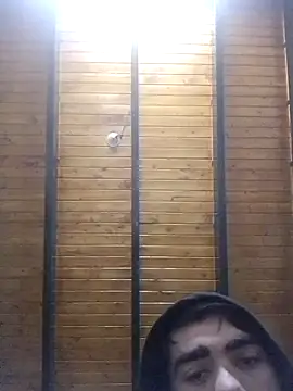 Snapshot of Luc0550 chatting on July 11, 4:37 am Luc0550 online show from July 11, 4:37 am