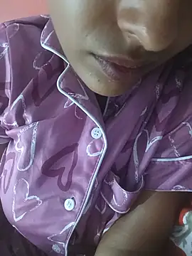 sharmilasingh89 online show from July 10, 7:49 pm