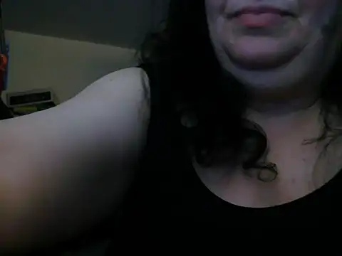 Snapshot of shadowdashlyla chatting on July 10, 3:44 am shadowdashlyla online show from July 10, 3:44 am