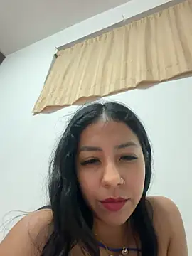 Snapshot of kari_rive chatting on July 21, 6:49 am kari rive online show from July 21, 6:49 am