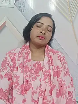 Snapshot of queen_1211 chatting on July 9, 1:48 pm queen 1211 online show from July 9, 1:48 pm