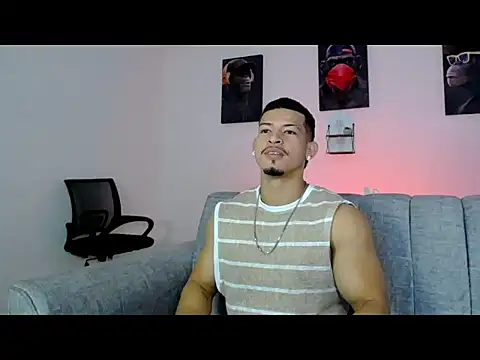 Snapshot of Ethan_rodgers01 chatting on July 13, 2:20 pm Ethan rodgers01 online show from July 13, 2:20 pm