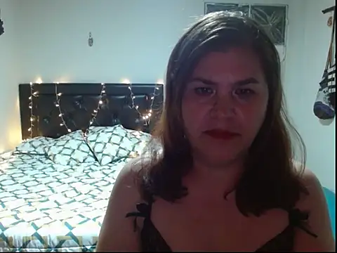 Snapshot of Pao_vi chatting on July 22, 2:25 am Pao vi online show from July 22, 2:25 am