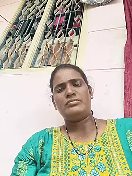 Snapshot of tamilchoclatebaby chatting on July 16, 5:13 am tamilchoclatebaby online show from July 16, 5:13 am