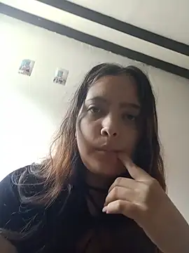 Snapshot of alana2030 chatting on August 2, 4:05 pm alana2030 online show from August 2, 4:05 pm