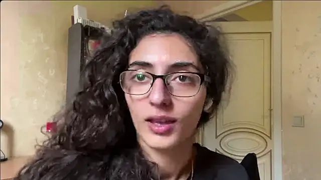 Snapshot of ShantiLeavitt chatting on July 15, 7:24 am ShantiLeavitt online show from July 15, 7:24 am