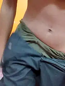 Snapshot of hotbabymuskan chatting on July 17, 4:41 am hotbabymuskan online show from July 17, 4:41 am