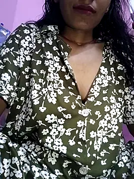 Snapshot of Cute-palak-001 chatting on July 24, 7:06 am Cute-palak-001 online show from July 24, 7:06 am