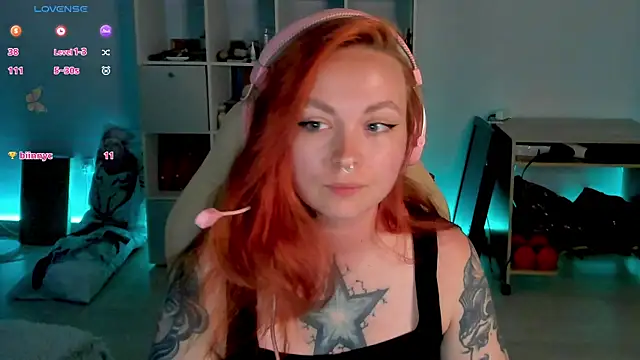 Snapshot of Annie__Bloom chatting on July 29, 3:54 pm Annie Bloom online show from July 29, 3:54 pm
