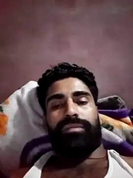 Snapshot of Luckyrajput2323 chatting on July 15, 6:57 pm Luckyrajput2323 online show from July 15, 6:57 pm