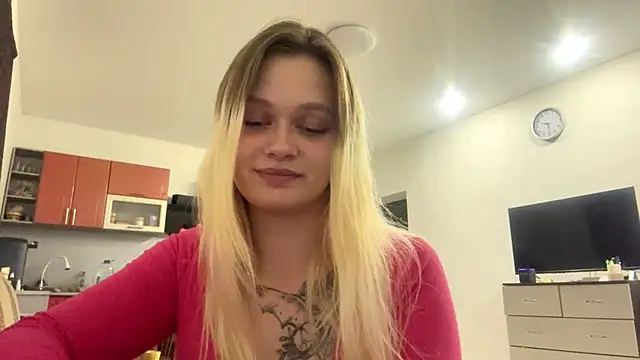 Snapshot of MaggyVerse chatting on July 14, 2:23 pm MaggyVerse online show from July 14, 2:23 pm