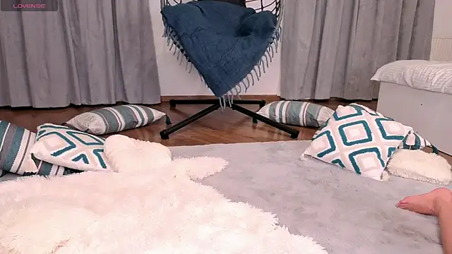 Snapshot of Melissande chatting on July 22, 8:11 pm Melissande online show from July 22, 8:11 pm