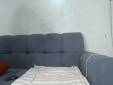 Snapshot of Blush_bunny chatting on July 16, 5:35 am Blush bunny online show from July 16, 5:35 am