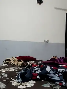 Snapshot of Curvy_Bhabhi_ chatting on July 15, 6:57 pm Curvy Bhabhi online show from July 15, 6:57 pm