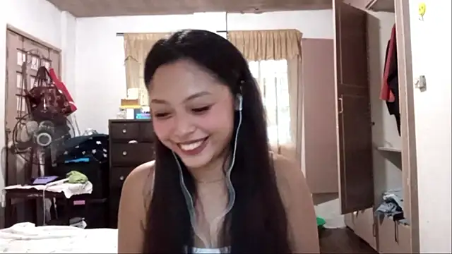 Snapshot of AugustinaRadziewicz chatting on July 18, 10:30 am AugustinaRadziewicz online show from July 18, 10:30 am