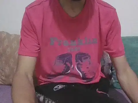 Snapshot of fantasmoni chatting on June 11, 11:47 pm fantasmoni online show from June 11, 11:47 pm