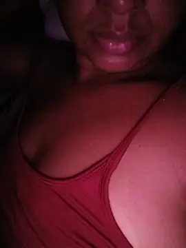 karolbbhot online show from July 17, 3:24 am